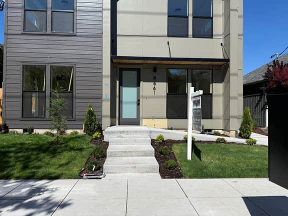 New Sellwood Home | Dual Private Baths | 90 Walk Score